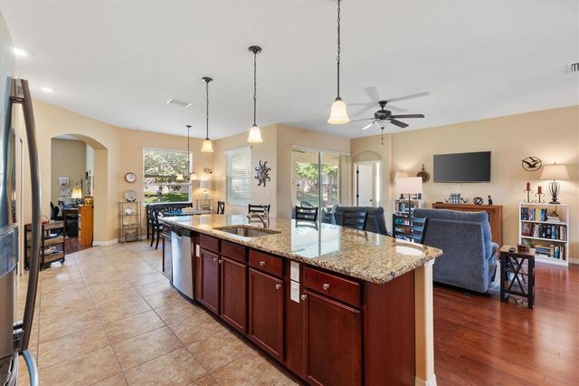 26605 AUGUSTA SPRINGS CIRCLE, Leesburg, FL 34748