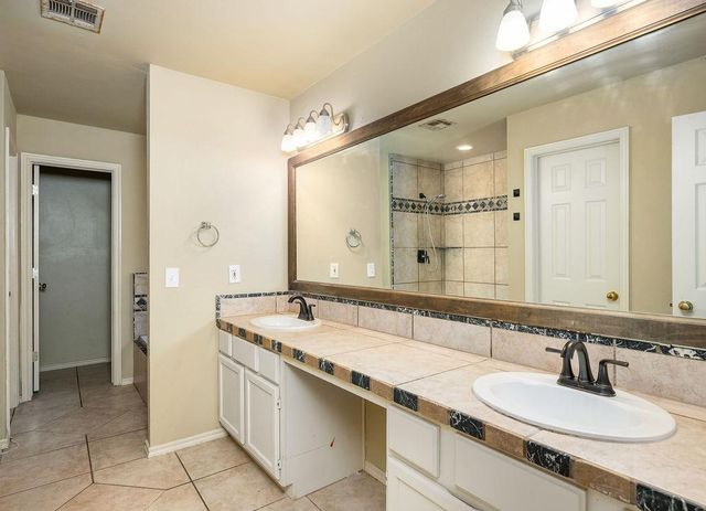 1804 NW 174th Street, Edmond, OK 73012