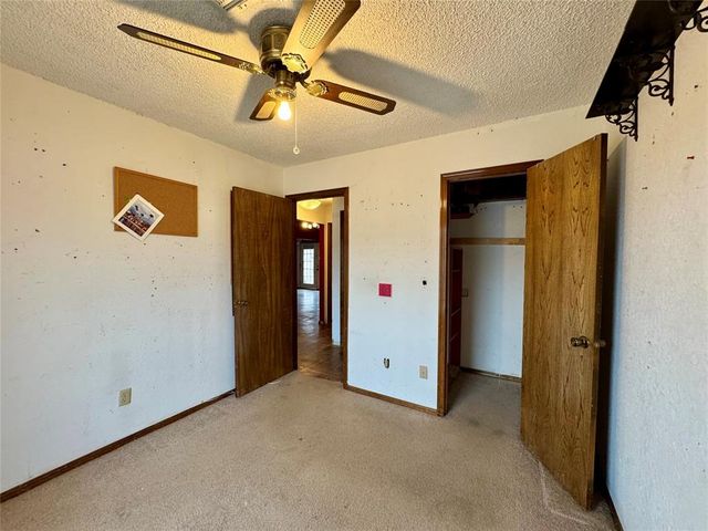 1008 Aspen Court, Moore, OK 73160