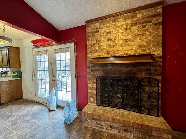 1008 Aspen Court, Moore, OK 73160