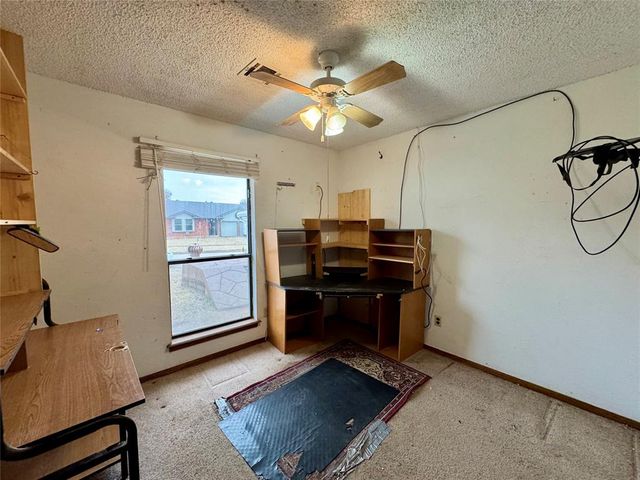 1008 Aspen Court, Moore, OK 73160