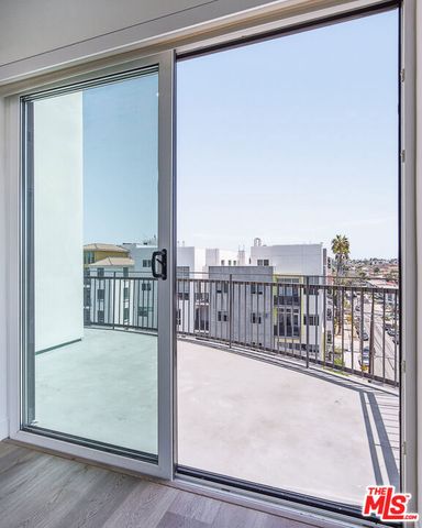3555 Overland Avenue 305, Los Angeles, CA 90034