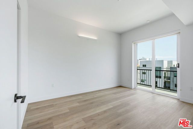 3555 Overland Avenue 305, Los Angeles, CA 90034