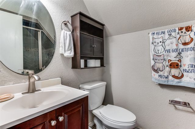 2214 W 11th Street, Irving, TX 75060