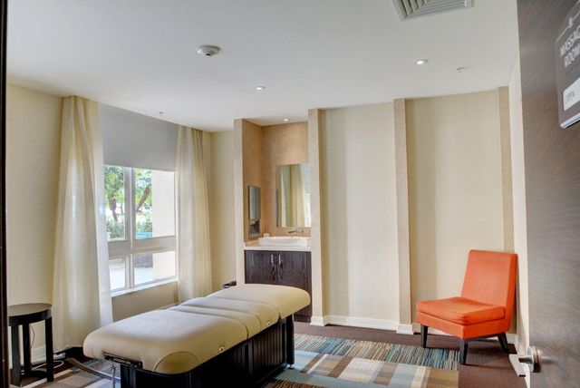 550 Okeechobee Boulevard 1618, West Palm Beach, FL 33401