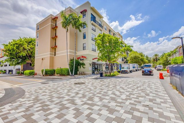 550 Okeechobee Boulevard 1618, West Palm Beach, FL 33401
