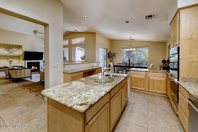 5286 N Spring View Drive, Tucson, AZ 85749