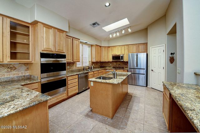 5286 N Spring View Drive, Tucson, AZ 85749