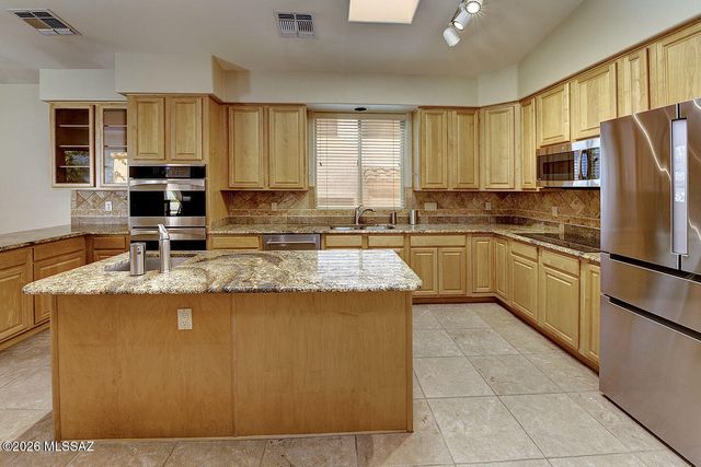 5286 N Spring View Drive, Tucson, AZ 85749