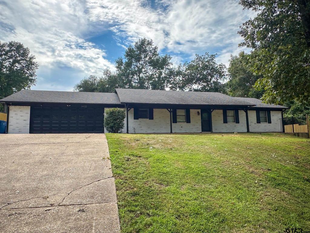 1400 Woodland Hills, Whitehouse, TX 75791