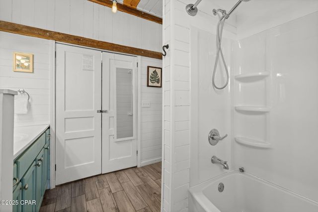 209 E Lakeshore Drive, Panama City Beach, FL 32413