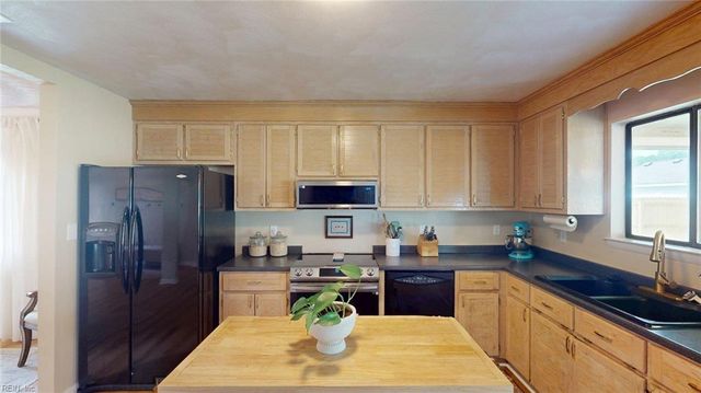 1700 Silo CT, Virginia Beach, VA 23456