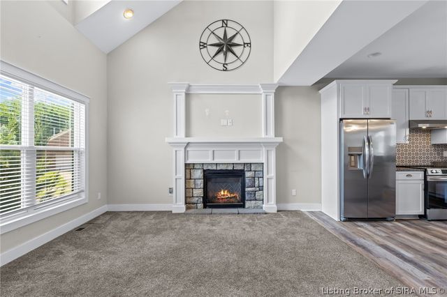 7901 Hillside Drive, Sellersburg, IN 47172