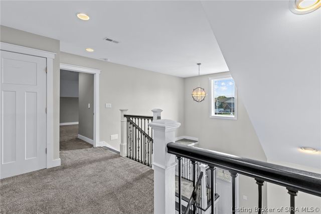7901 Hillside Drive, Sellersburg, IN 47172