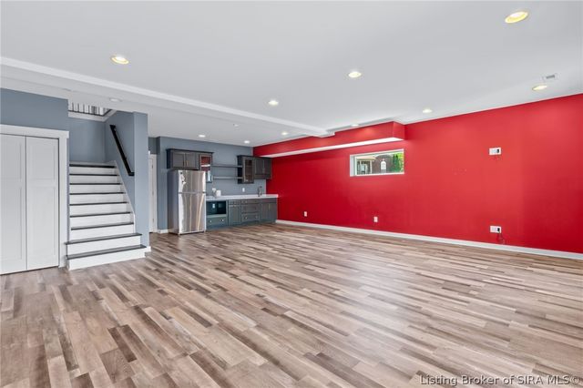 7901 Hillside Drive, Sellersburg, IN 47172