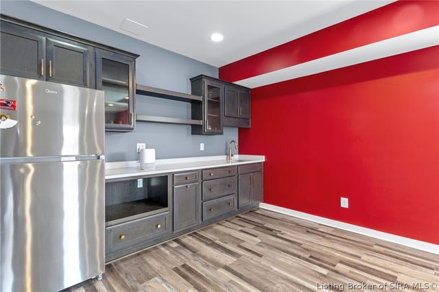 7901 Hillside Drive, Sellersburg, IN 47172