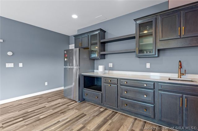 7901 Hillside Drive, Sellersburg, IN 47172