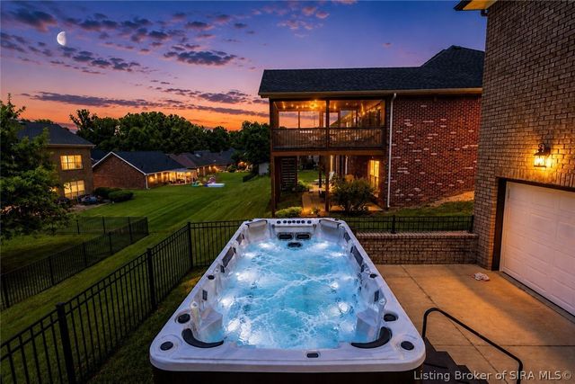 7901 Hillside Drive, Sellersburg, IN 47172