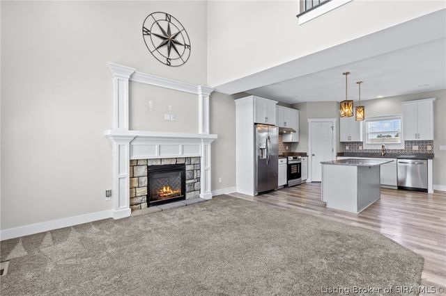 7901 Hillside Drive, Sellersburg, IN 47172