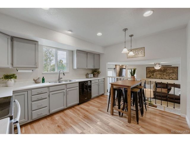 7977 W Morraine Dr, Littleton, CO 80128