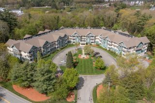 65 Hawthorne Dr Apt 115, Bedford, NH 03110