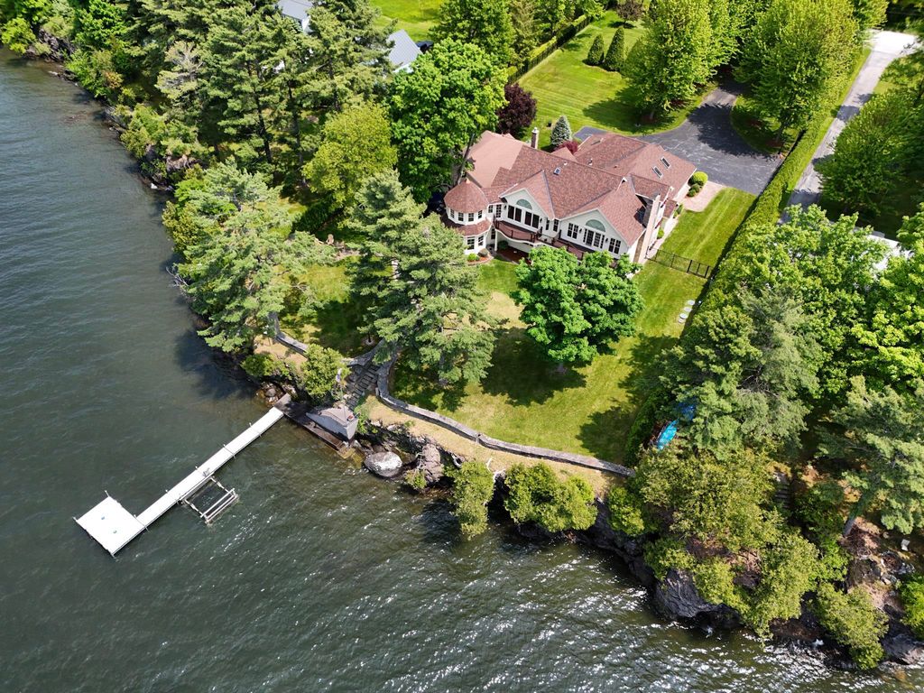 194 Maquam Shore Road, Swanton, VT 05488