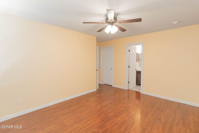 5652 RICK HUSBAND Drive, El Paso, TX 79934