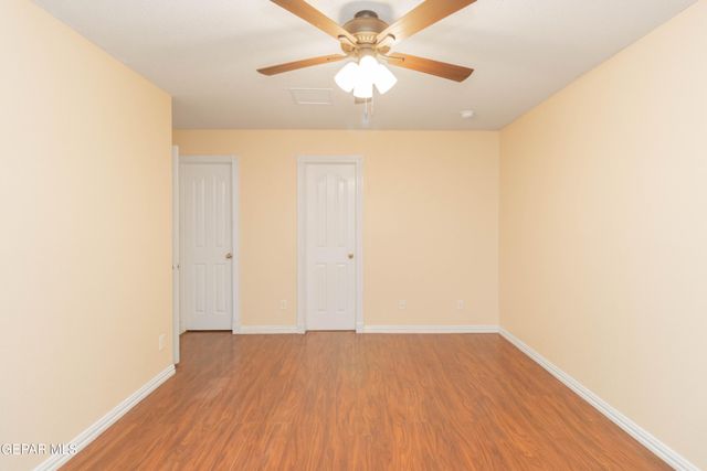 5652 RICK HUSBAND Drive, El Paso, TX 79934