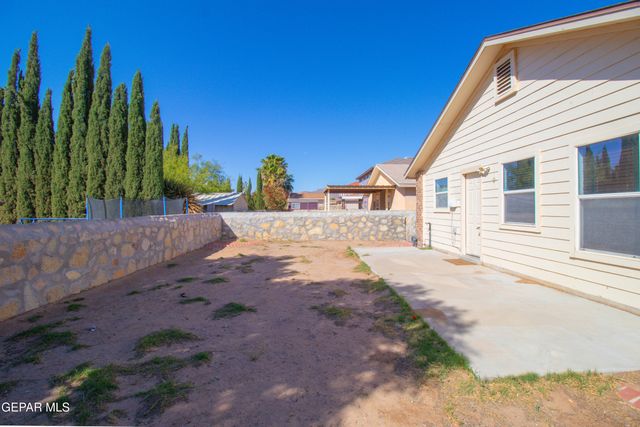 5652 RICK HUSBAND Drive, El Paso, TX 79934