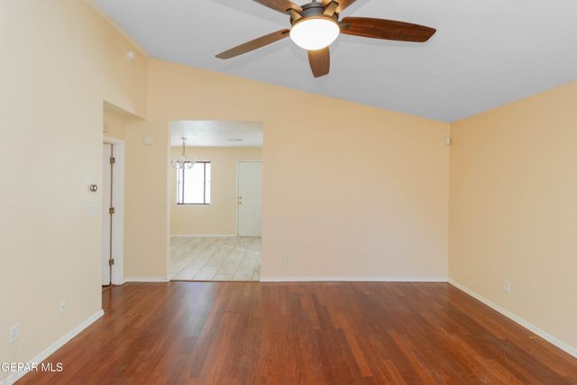 5652 RICK HUSBAND Drive, El Paso, TX 79934
