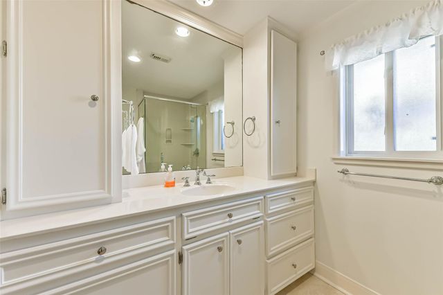 1510 Saxony Lane, Houston, TX 77058