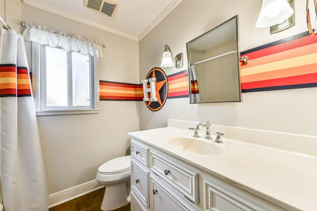 1510 Saxony Lane, Houston, TX 77058