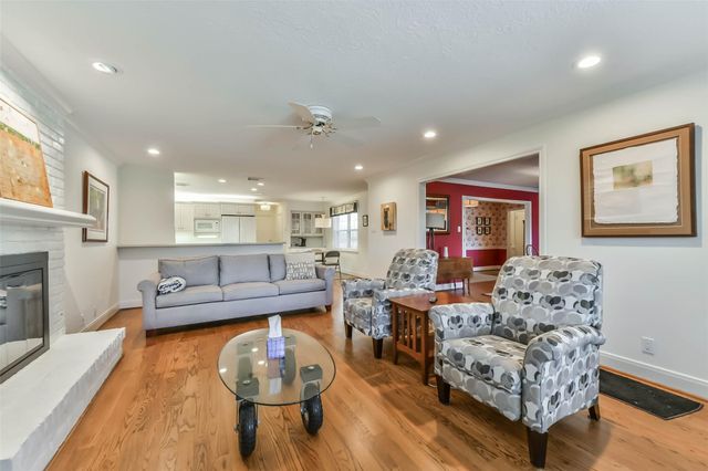 1510 Saxony Lane, Houston, TX 77058