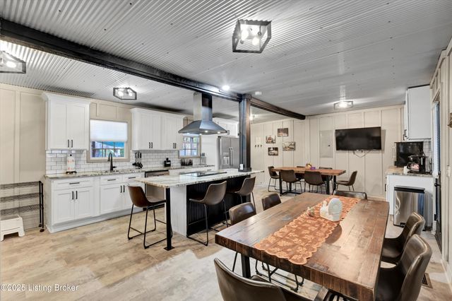 664 Pine Hurst Bay, Clarkson, KY 42726