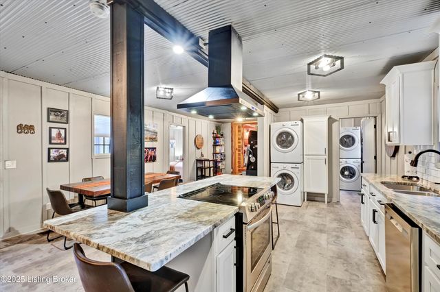 664 Pine Hurst Bay, Clarkson, KY 42726