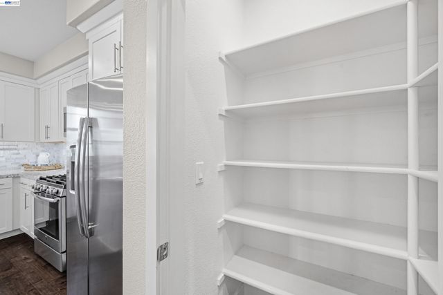 8625 Seawind Way, Newark, CA 94560