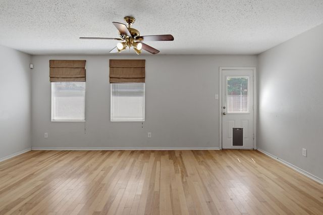 16536 Jasmine Springs Drive, Fort Worth, TX 76247