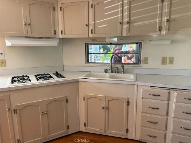 2550 Pacific Coast Highway 8, Torrance, CA 90505