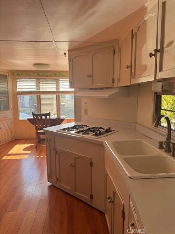 2550 Pacific Coast Highway 8, Torrance, CA 90505