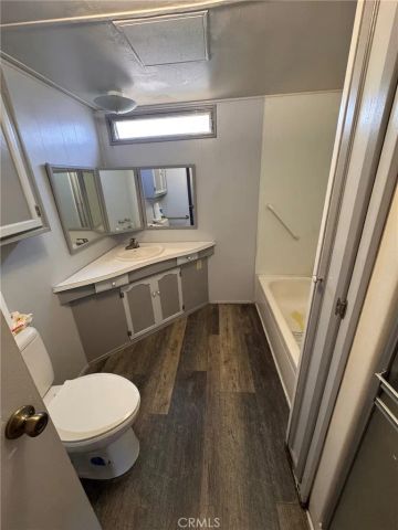 2550 Pacific Coast Highway 8, Torrance, CA 90505