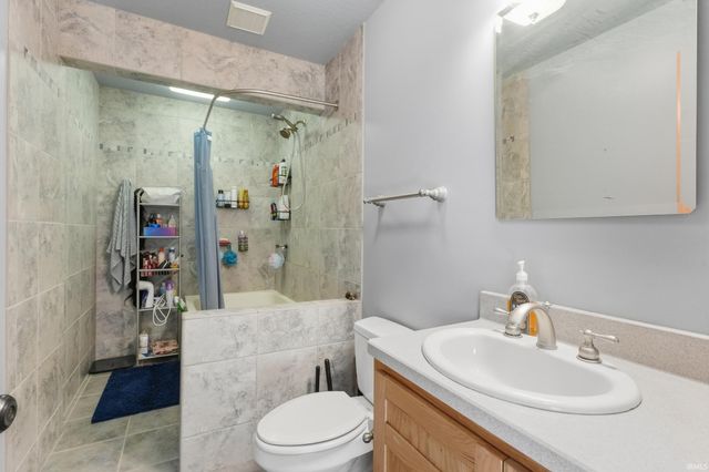 2653 Reed Road, Fort Wayne, IN 46815