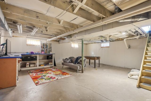 2653 Reed Road, Fort Wayne, IN 46815