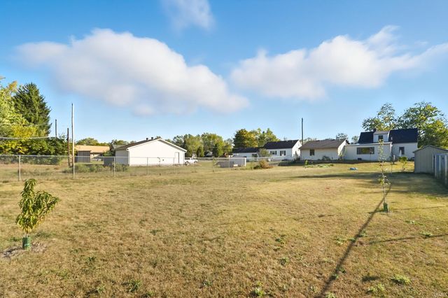 2653 Reed Road, Fort Wayne, IN 46815