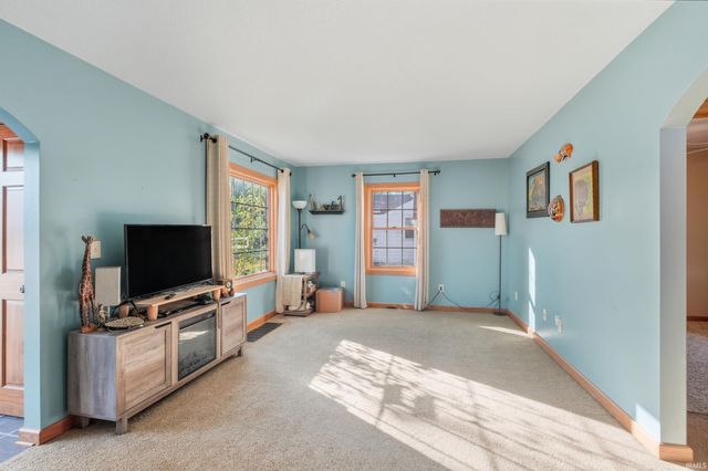 2653 Reed Road, Fort Wayne, IN 46815