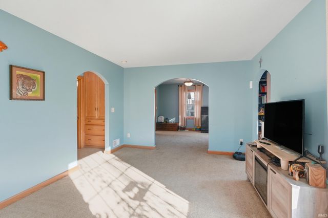 2653 Reed Road, Fort Wayne, IN 46815