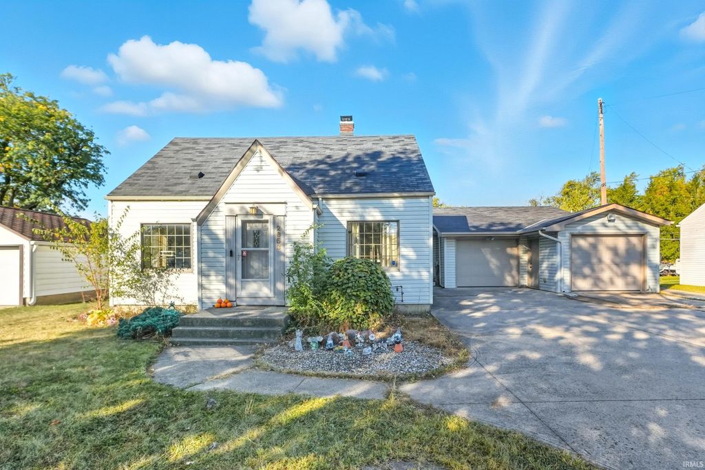 2653 Reed Road, Fort Wayne, IN 46815