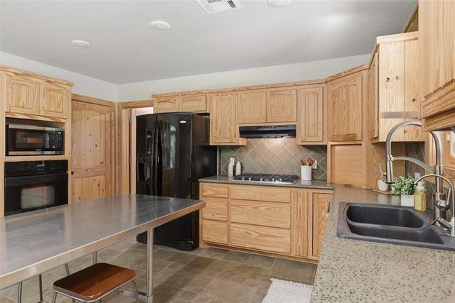 2111 Seminole Road, Norman, OK 73026