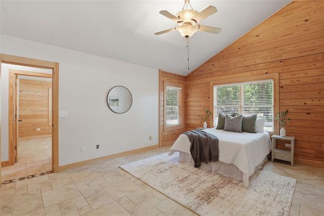 2111 Seminole Road, Norman, OK 73026