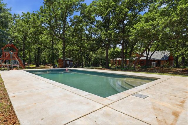 2111 Seminole Road, Norman, OK 73026