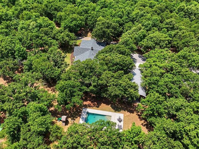 2111 Seminole Road, Norman, OK 73026